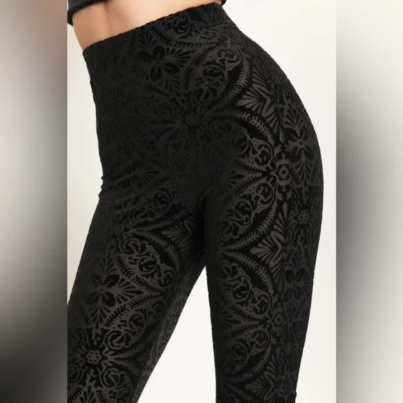 BLACKMILK Burned Velvet HIGH WAIST FLARE PANTS! - Picture 6 of 9